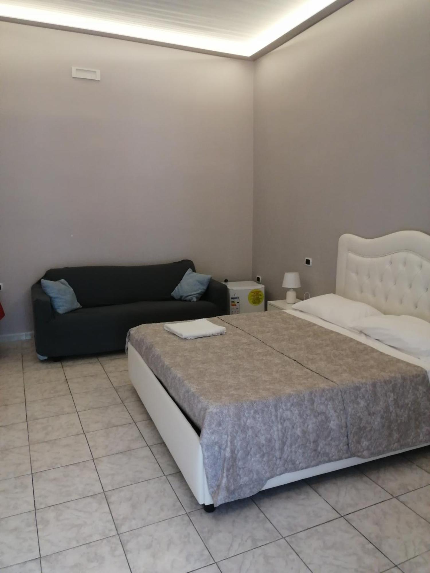 Francesco Home Неаполь Экстерьер фото